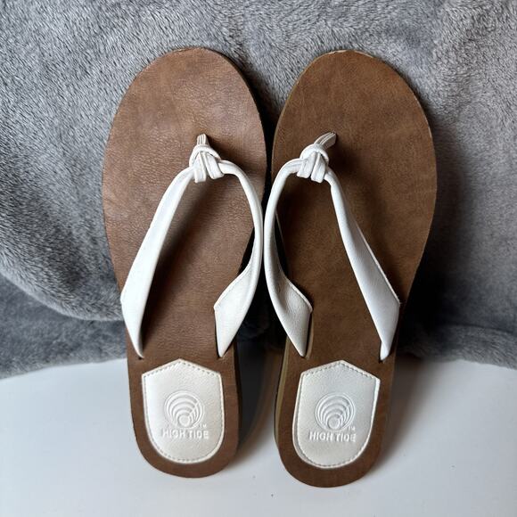 High Tide‎ Sandals Flip Flops White Strappy Leather Thong Slide In Casual Size 9 - Picture 1 of 14